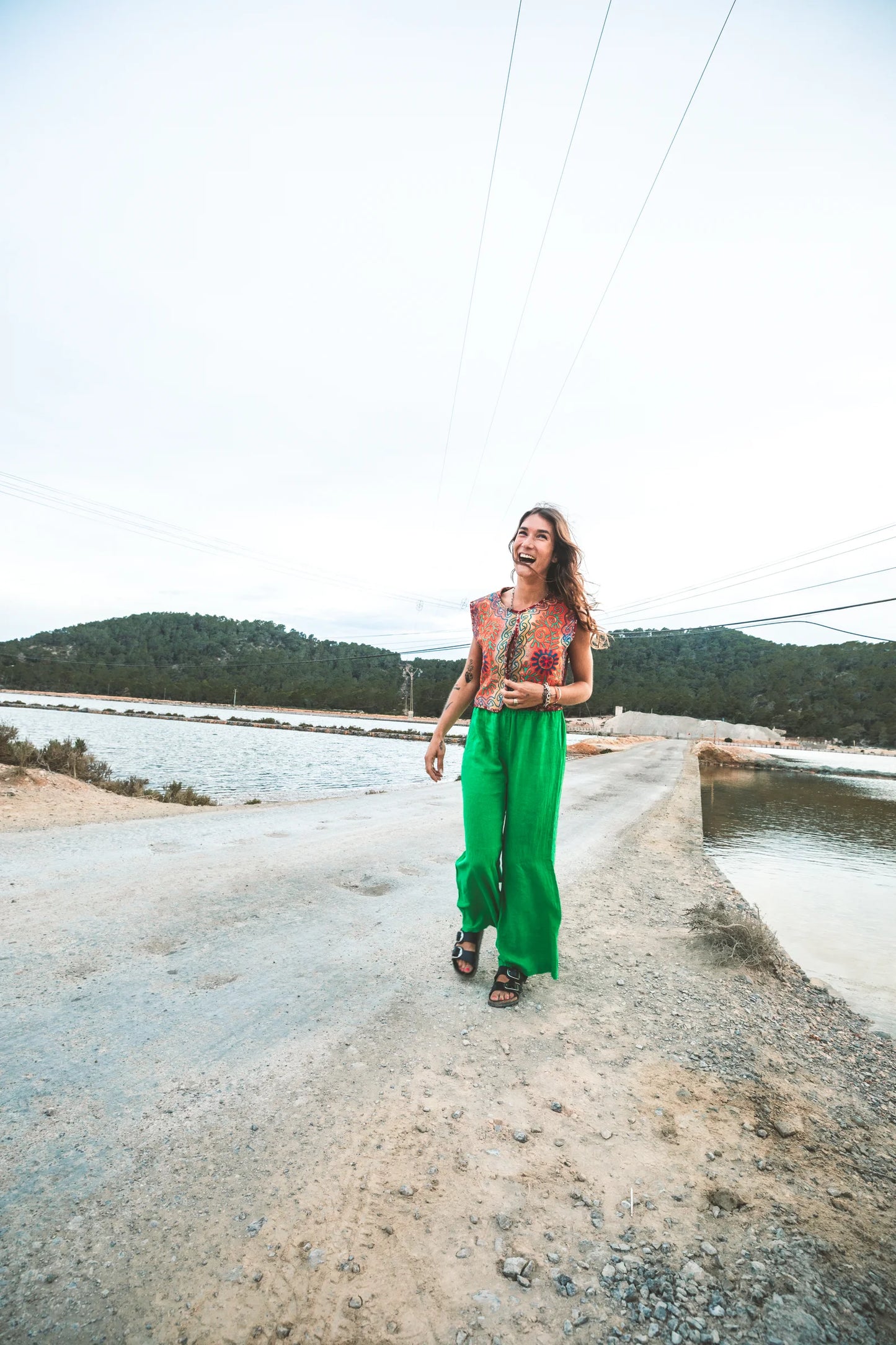 Embrodery Vest Indi Star Cotton Red, Blue, Green